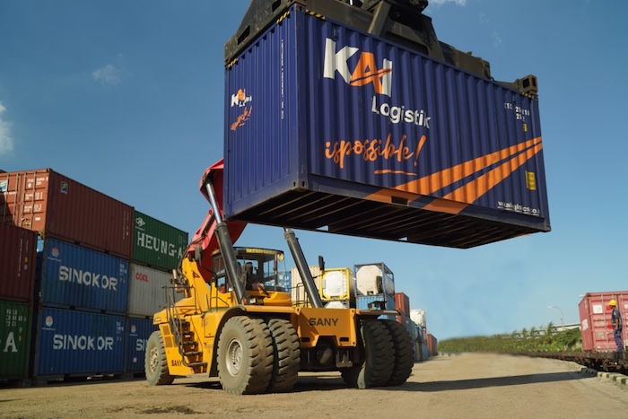 Angkutan Container