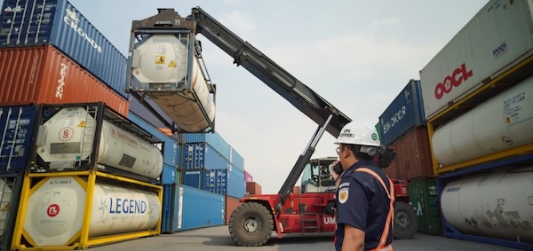 Loading / Unloading